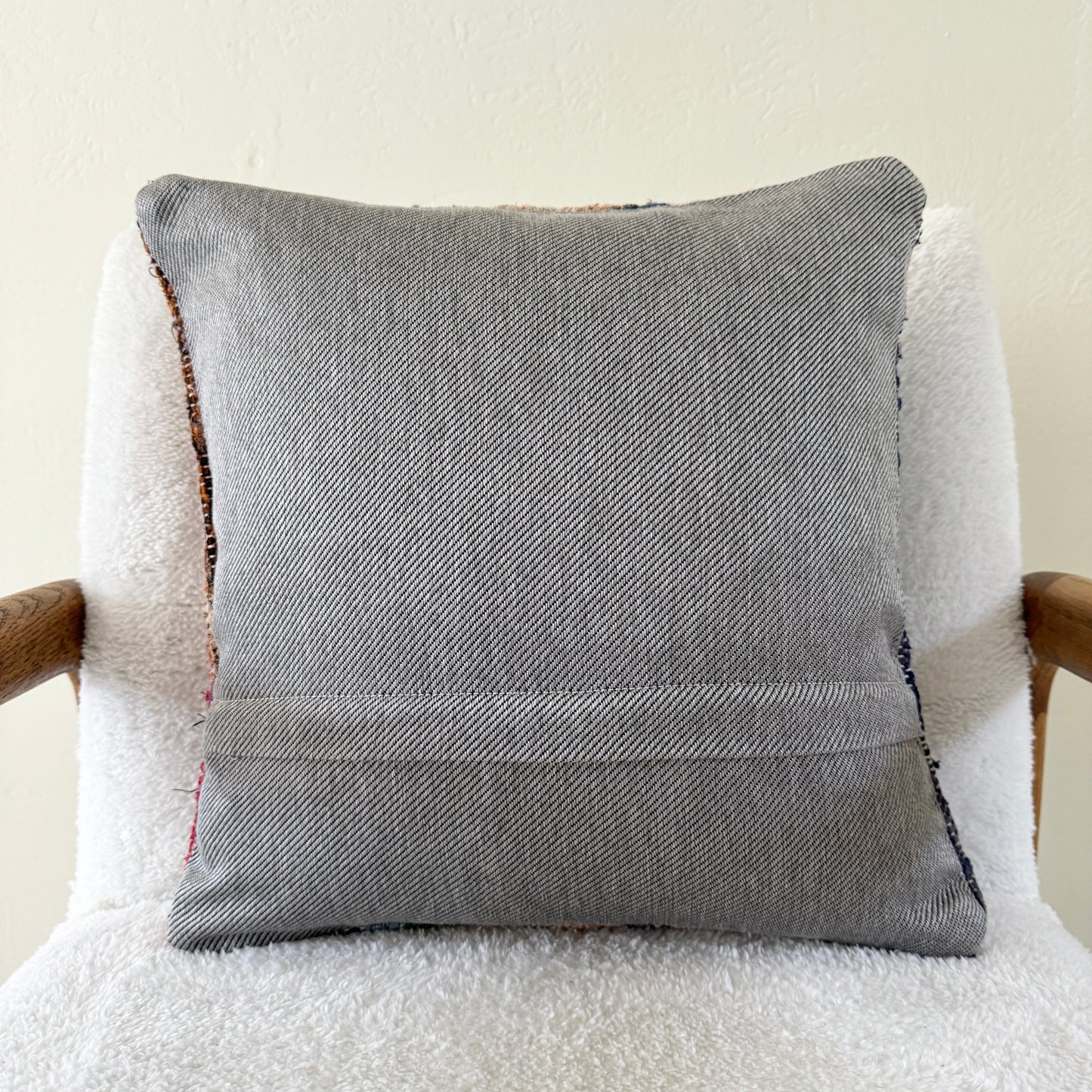 Kilim Throw Pillow 003 | "16 x 16"