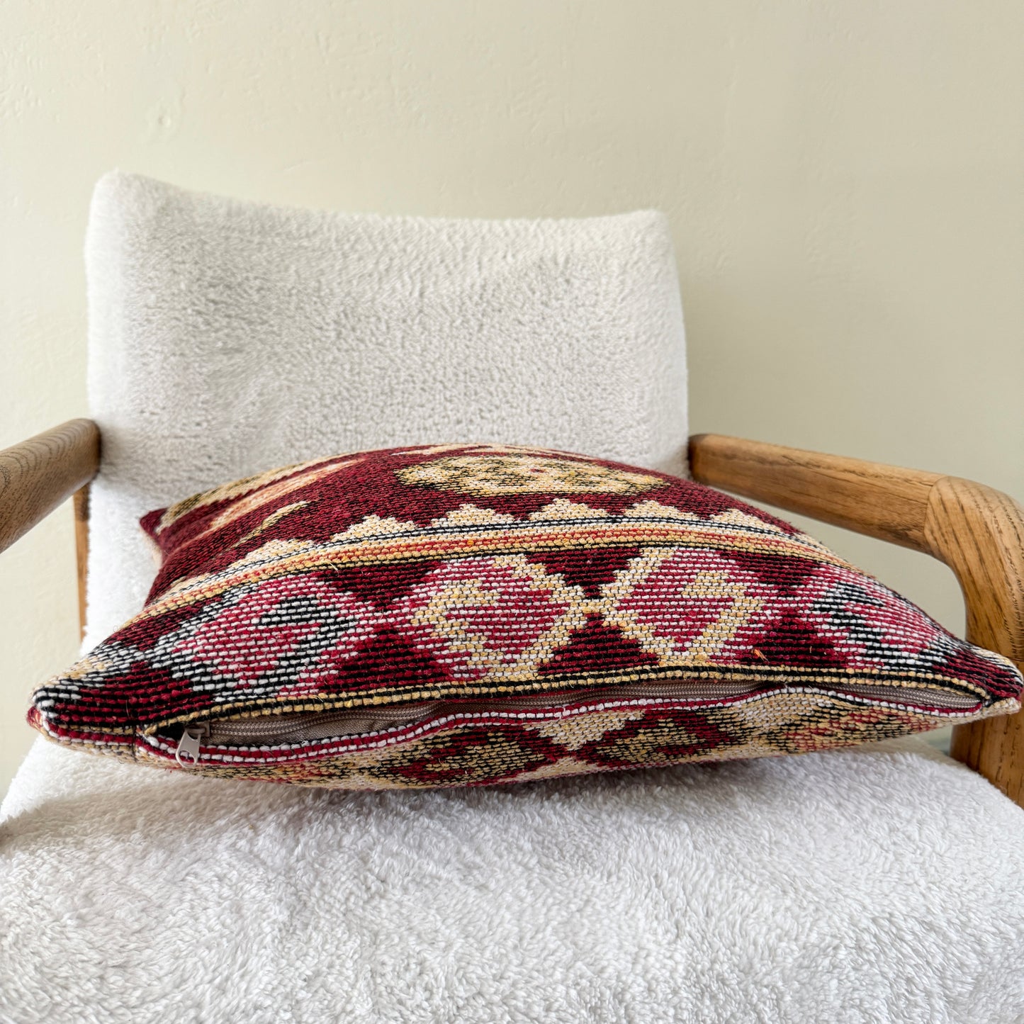 Kilim Throw Pillow 005 | 18" x 18"