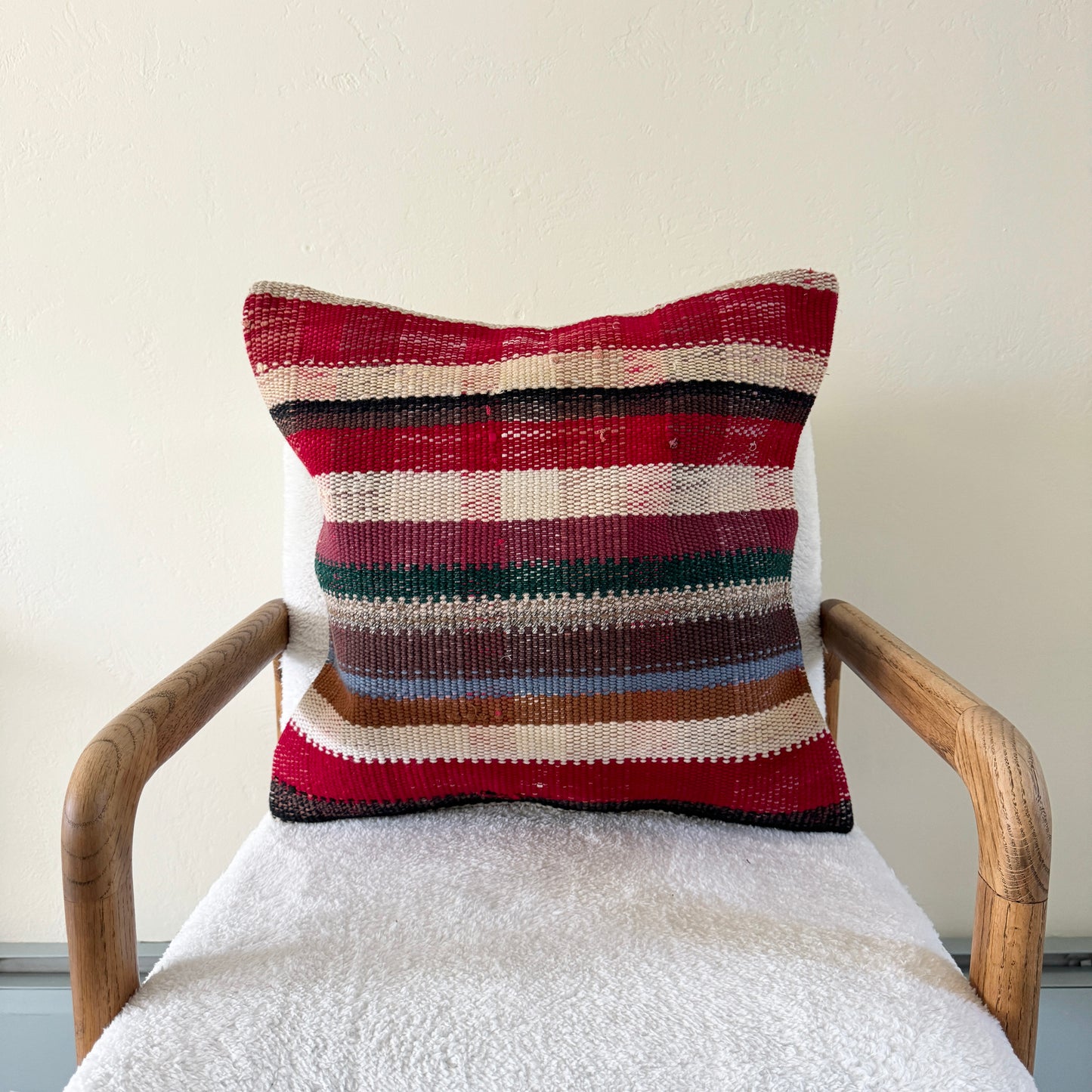 Kilim Throw Pillow 015 | 20" x 20"