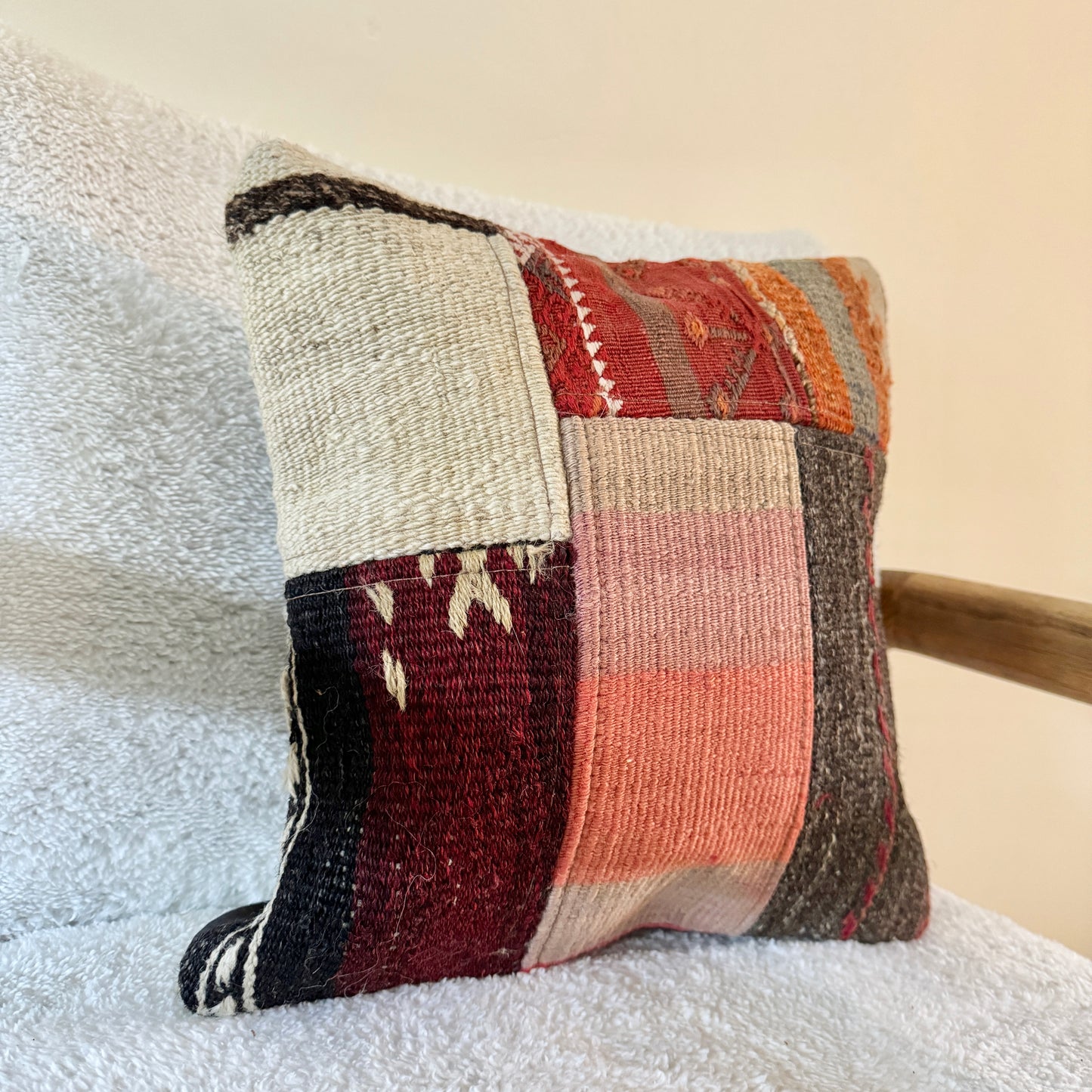 Kilim Throw Pillow 027 | 14 x 14"