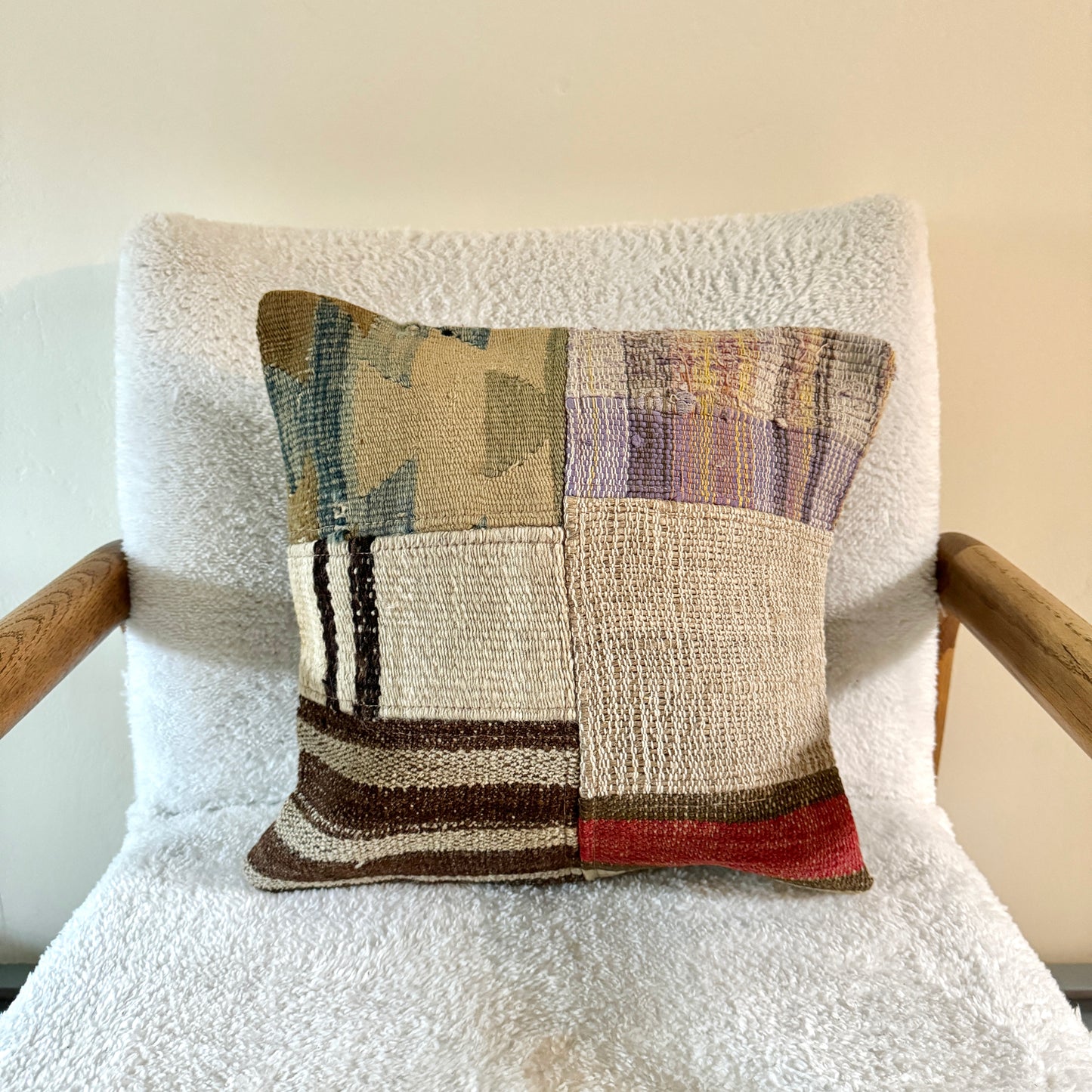 Kilim Throw Pillow 030 | 14 x 14"
