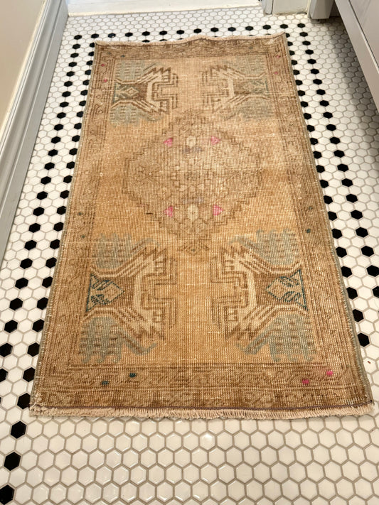 Vintage Turkish Rug 003 |  3'4 x 1'9