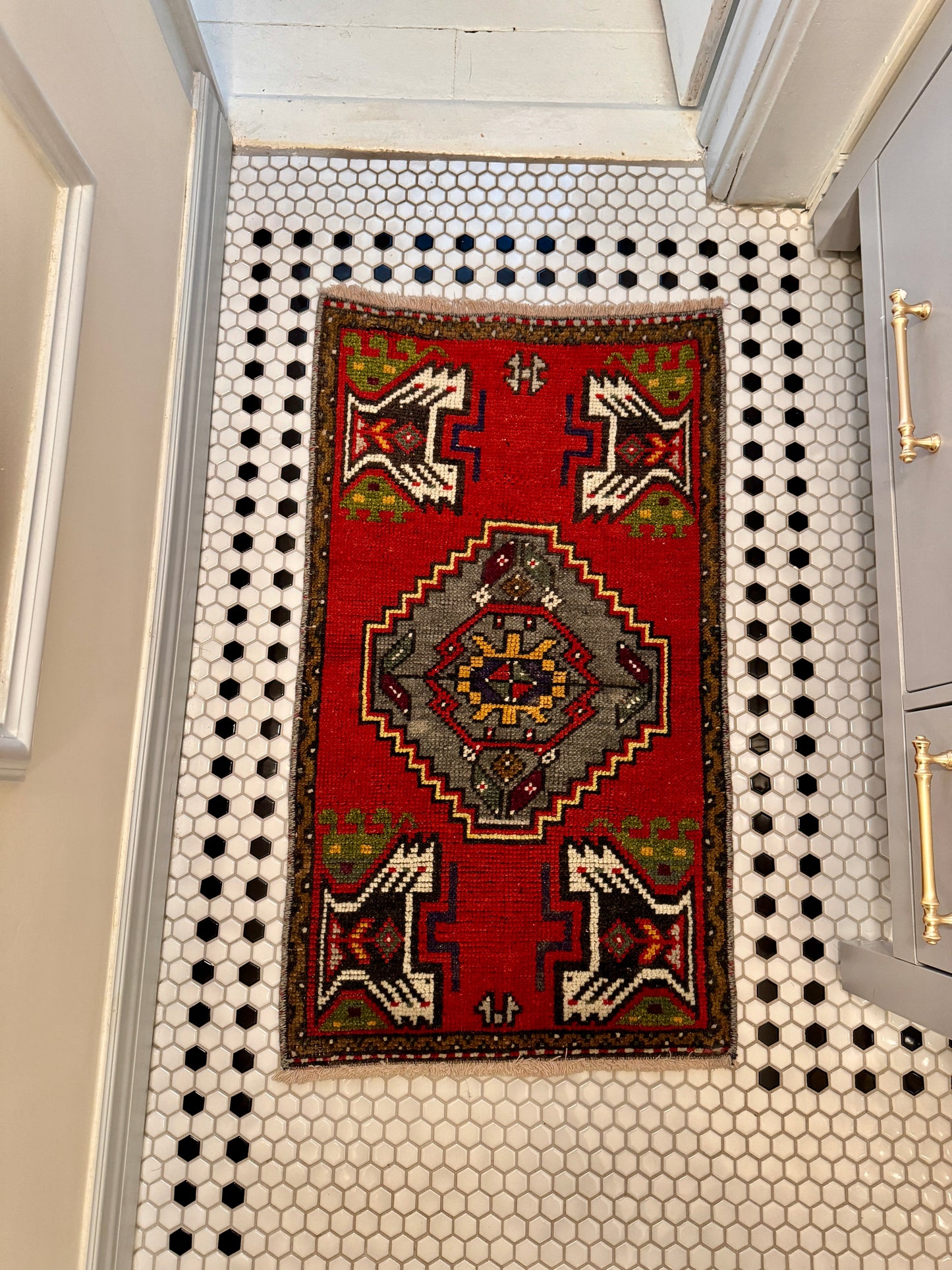 Vintage Turkish Rug 018 | 2'10 x 1'7