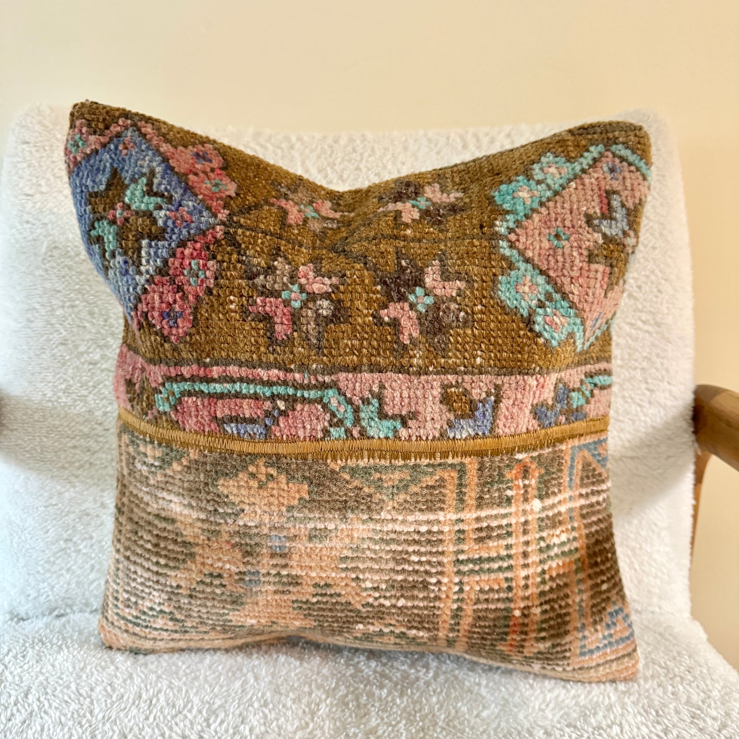 Kilim Throw Pillow 029 | 14 x 14"